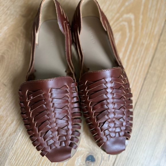 Men’s Nisolo Leather Huarache Sandal in Brown - Picture 5 of 10